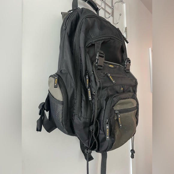 Targus Backpack - Picture 3 of 10
